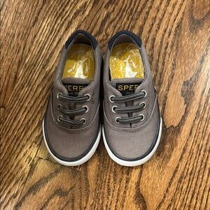 Sperry Striper II Jr. Gray Sneakers Canvas Low-Top
